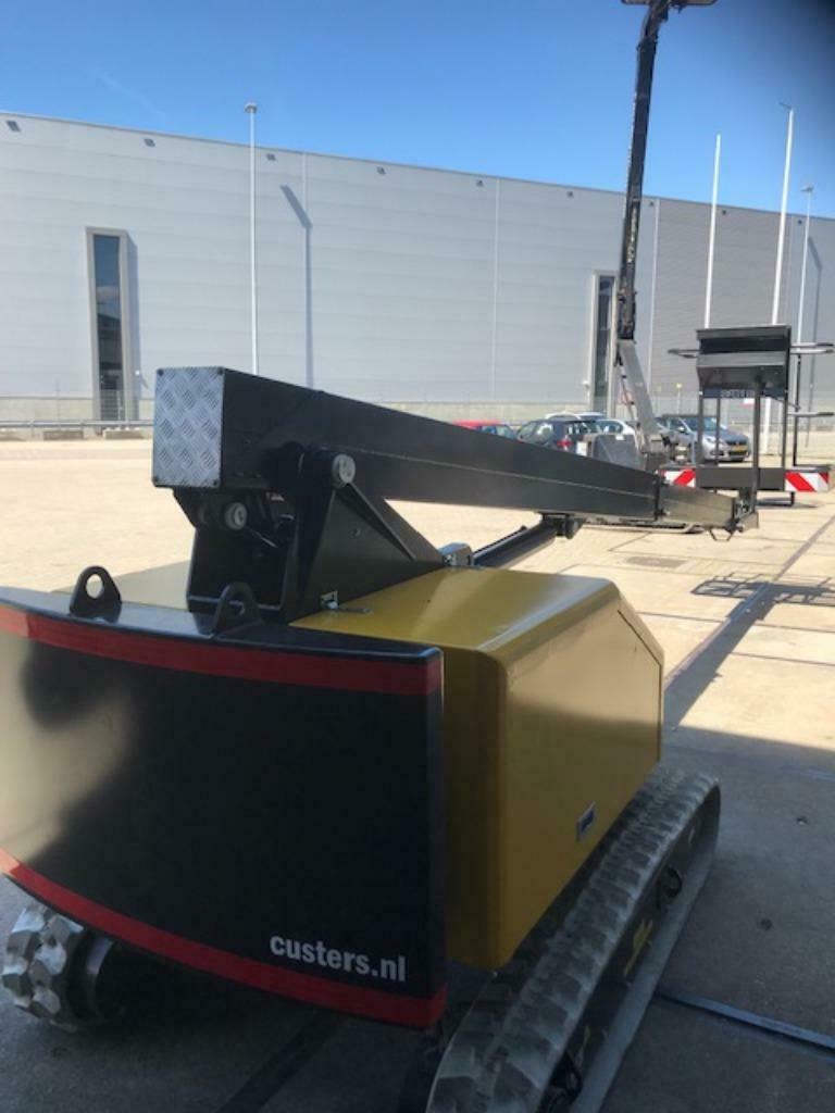 Telescoophoogwerker rups 9 meter