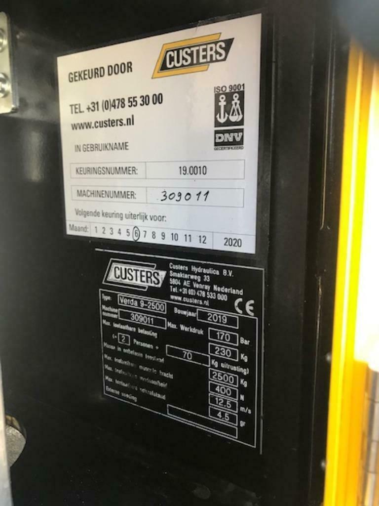Telescoophoogwerker rups 9 meter